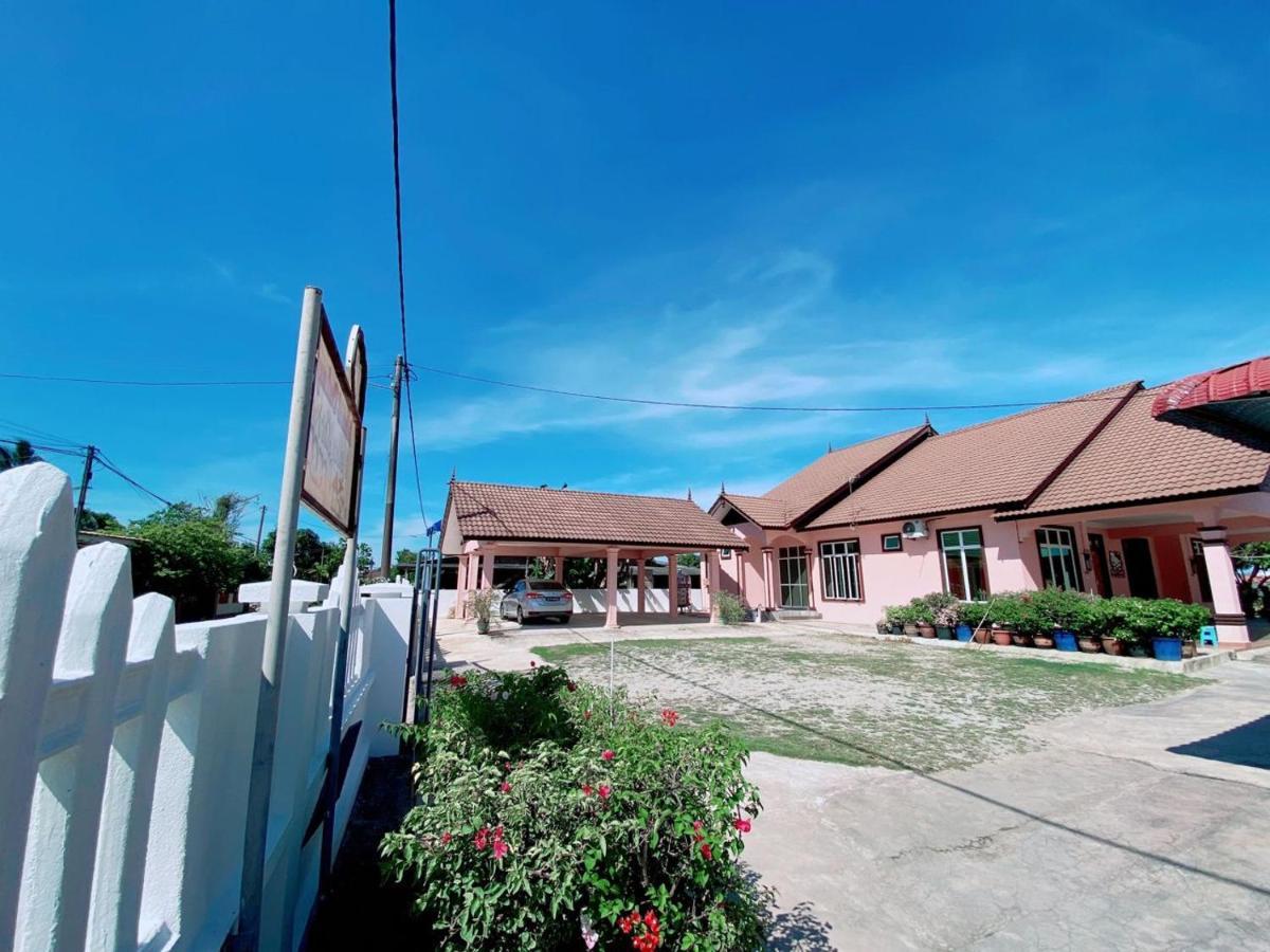 Hellokitty House - Unit 1 Villa Kuala Terengganu Exterior photo