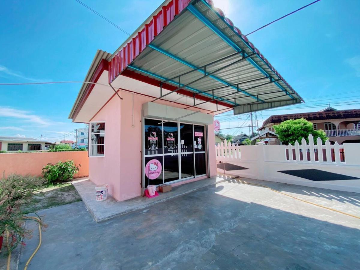 Hellokitty House - Unit 1 Villa Kuala Terengganu Exterior photo