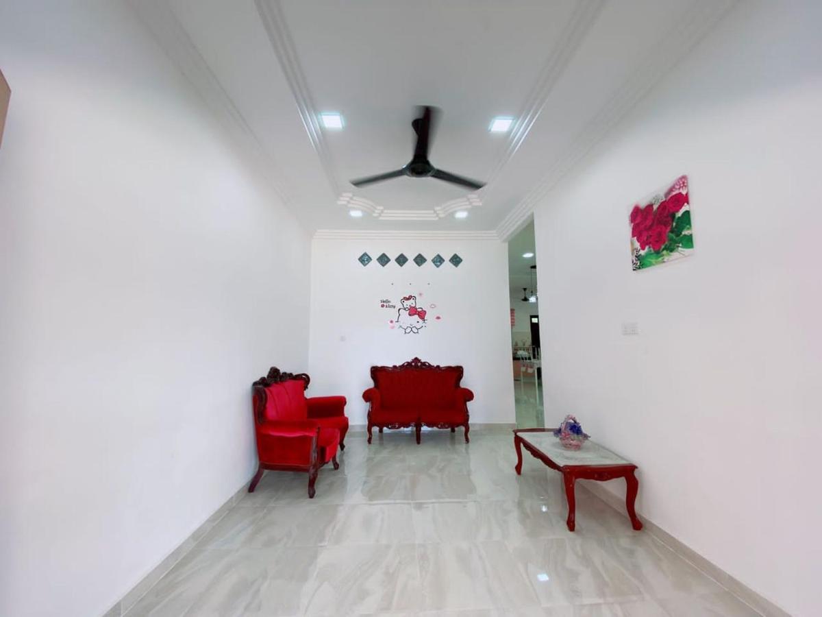 Hellokitty House - Unit 1 Villa Kuala Terengganu Exterior photo